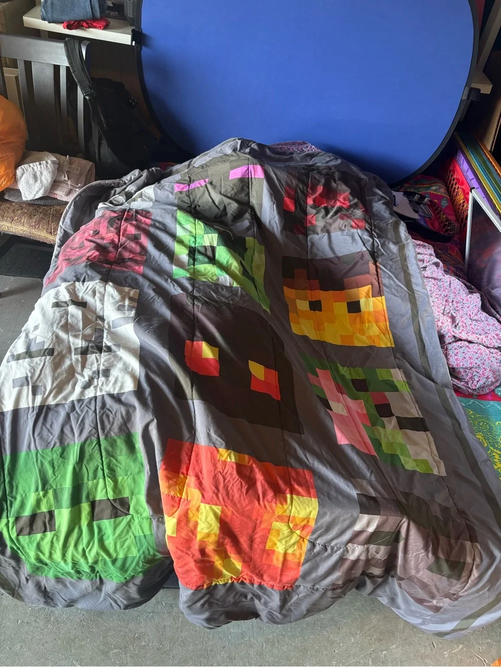 Gray Minecraft Pixel twin comforter set  reversible